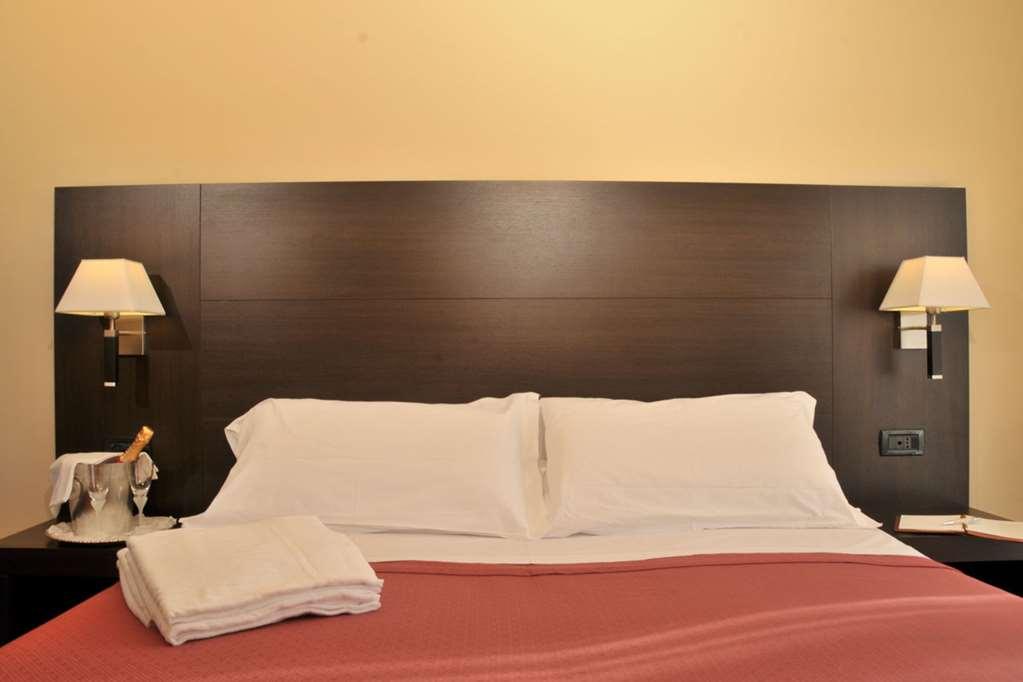 Hotel Versailles Róma Szoba fotó